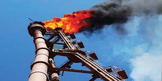 مطيع والطريجي ينتقدان تحرير أسعار البنزين والعلاج في الخارج