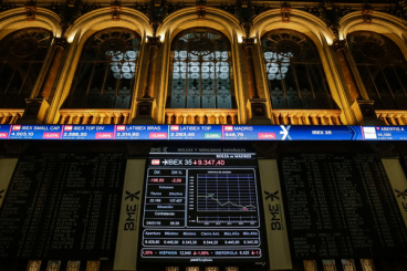 أسواق المال الأوروبية تفتتح سنة 2016 بانخفاض