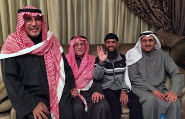 فرحة نيابية وشعبية بعودة آخر المعتقلين الكويتيين في غوانتانامو إلى البلاد