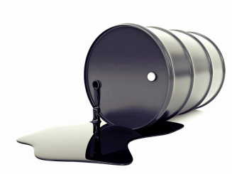 النفط يهوي 3%… والرهان على مزيد من الخسائر