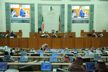 نواب: على الحكومة أن تحذو حذو سمو الأمير بتقليل الهدر في الميزانيات