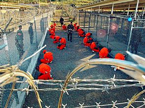 إغلاق معتقل ‘غوانتانامو’ خلال 11 شهراً