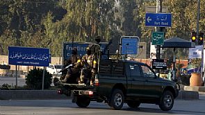 مقتل 10 أشخاص بتفجير انتحاري شمال غرب باكستان