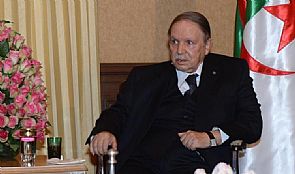 أنباء عن حل جهاز المخابرات بالجزائر