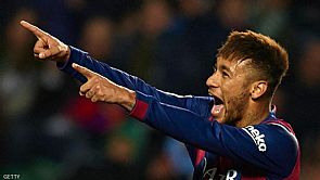 محكمة برازيلية تطالب نيمار بدفع 113 ألف دولار ضرائب