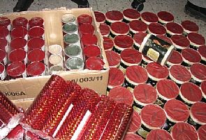 الشرطة تضبط طناً من الألعاب النارية في منزل شاب في ألمانيا