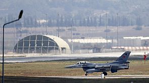 استنفار في جميع المطارات والقواعد الجوية بتركيا