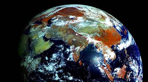 علماء: 3 دقائق تفصل كوكب الأرض عن “يوم القيامة”