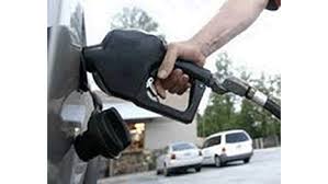 بالفيديو…الحكومة ترجئ رفع الدعم عن البنزين