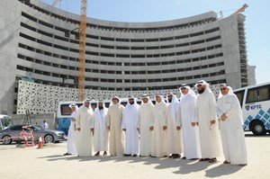 فيديو: “العمير” مستشفى وجسر جابر ومبنى التربية وعدد من الطرق الرئيسية قيد التسليم قريبا‬