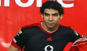 حارس مرمى الأهلي المصرى يتعرض لحادث سيارة