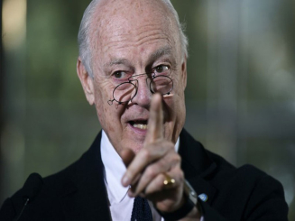 سورية: إعلان وثيقة مبادئ… والليرة تنهار