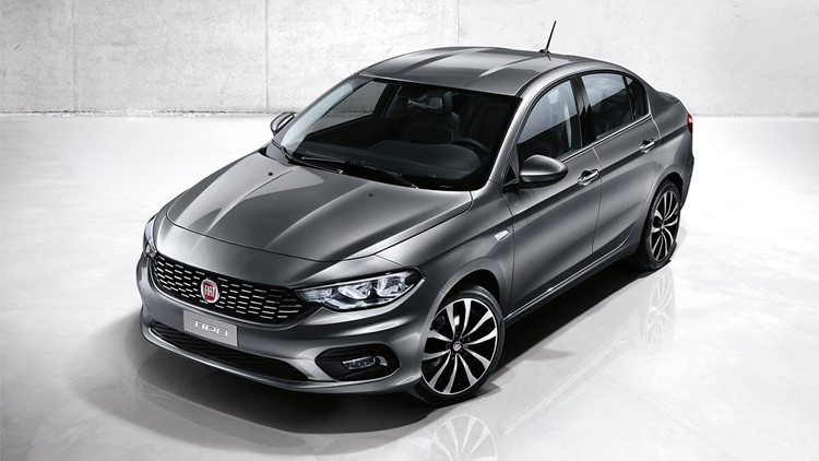 فيات تكشف في جنيف عن موديلين جديدين لـ ” Fiat Tipo “