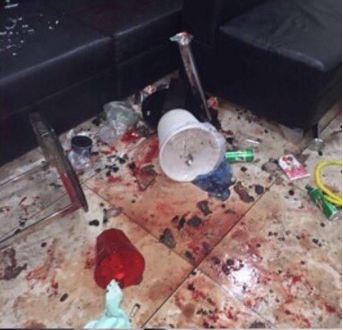 بالصور : هوشة دامية في شقة بحولي بعد “حفلة” ونقل اغلبهم للمستشفي بحالة سكر !