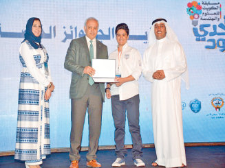 العيسى: توفير البيئة المدرسية الجاذبة وتحفيز طاقات الطلبة