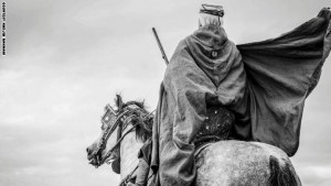 160205114401-fantasia-horse-festival-cloak-exlarge-169