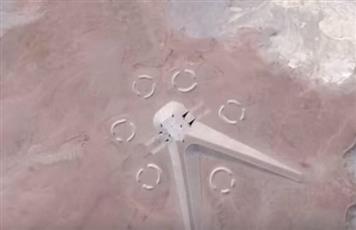 «جوجل ايرث» يكشف صوراً لهيكل غريب في الصحراء المصرية.. يثير عاصفة من الجدل