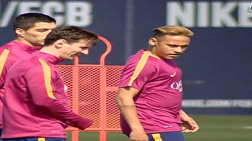 رونالدينيو جديد يرعب برشلونة