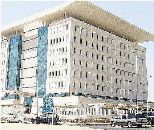 5 مايو المقبل عطلة رسمية