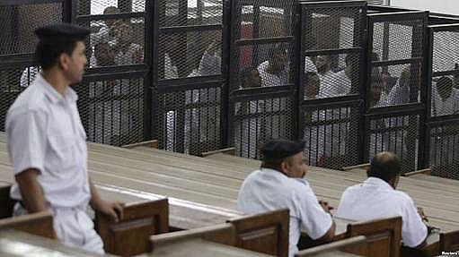 مصر.. السجن 10سنوات لـ76 معارضًا بينهم قيادي بالإخوان توفي قبل عام