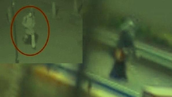 مسدد 16 طعنة لطالبة سعودية يزعم أن “صوتاً” أمره بقتلها