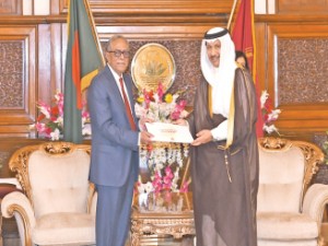 1462387353_73_1462376149331788000