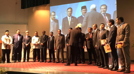 ماليزيا تكرم الكويت على رعايتها «مهرجان العربية»