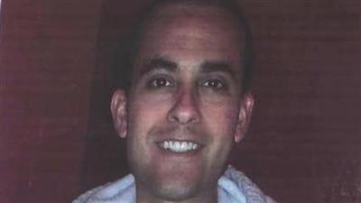 قتل جدته المسنة بمطرقة دفاعاً عن النفس!