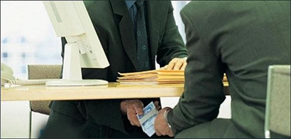 الفساد يكبد العالم خسائر باهظة