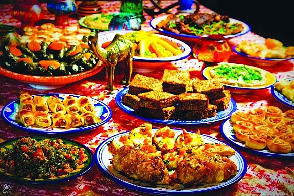 45 ملياراً .. الإنفاق على الأغذية بالإمارات 2020