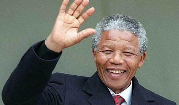 جاسوس امريكي يكشف ان واشنطن تورطت بسجن مانديلا