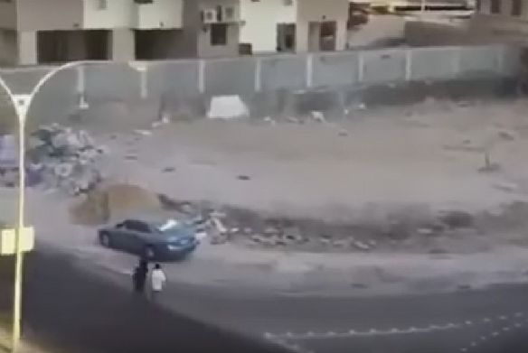 الداخلية تغلق ملف مقطع ضرب فتاة، سعودي وكويتية إلى المباحث للتحقيق معهما