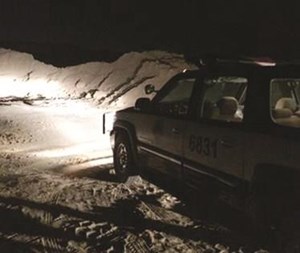 ضبط آليات تجرف التربة وتسرق الرمال في الأحمدي