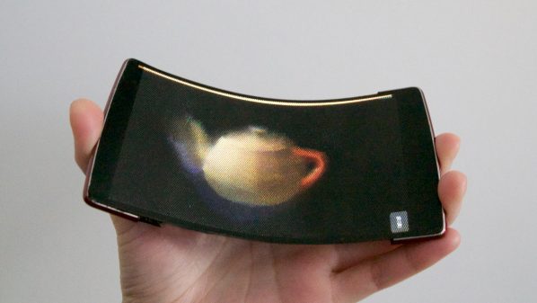 «HoloFlex»  أوّل شاشة قادرة على عرض الصور ثلاثية الأبعاد دون الحاجة إلى نظارات خاصة