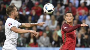 FBL-EURO-2016-MATCH12-POR-ISL