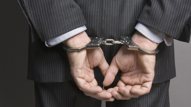 القبض على نصّاب استضافته فضائيات مصرية كخبير أمني