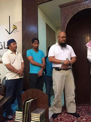 بالصور.. قسّ فلبيني يُتوفى صائماً بعد 6 أيام من إشهار إسلامه بالرياض