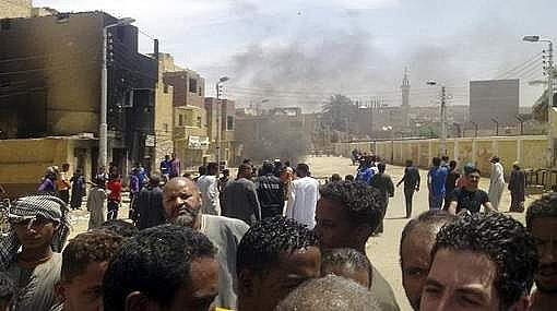 الإعدام لـ25 مصريا أدينوا في اشتباكات عائلية بأسوان!!