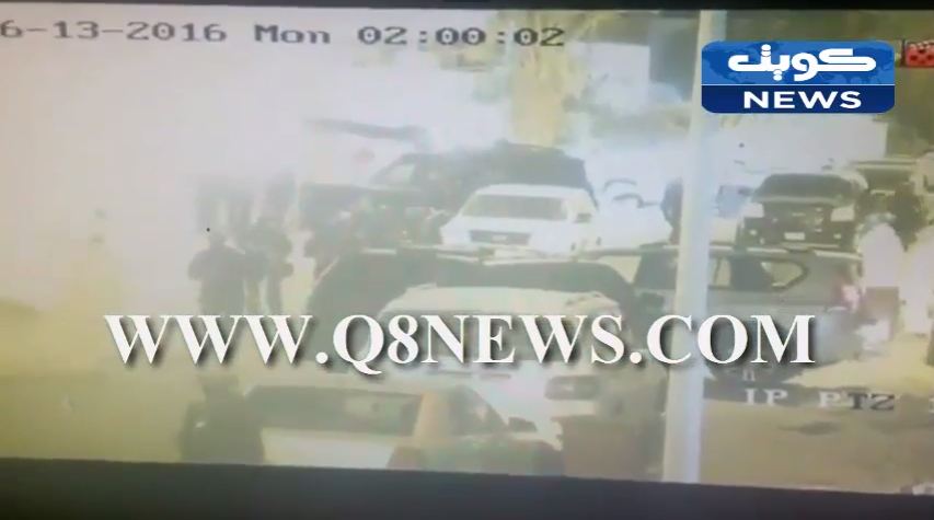 فيديو: رجال الأمن يداهمون منزل مدير أمن الدولة السابق #عذبي_الفهد