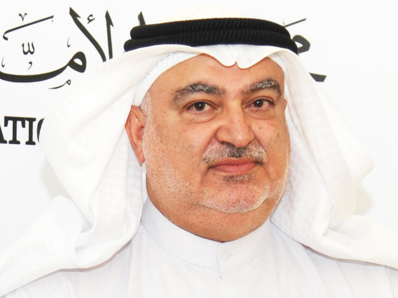 الصالح لفرض بوليصة تأمين صحي شاملة للوافدين