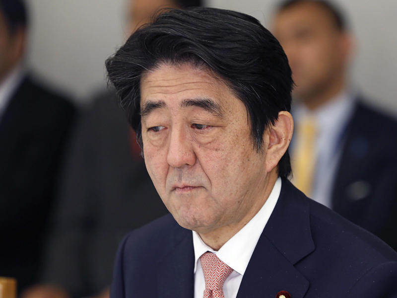 رئيس الوزراء الياباني يحث بريطانيا والمانيا على العمل لتهدئة الأسواق
