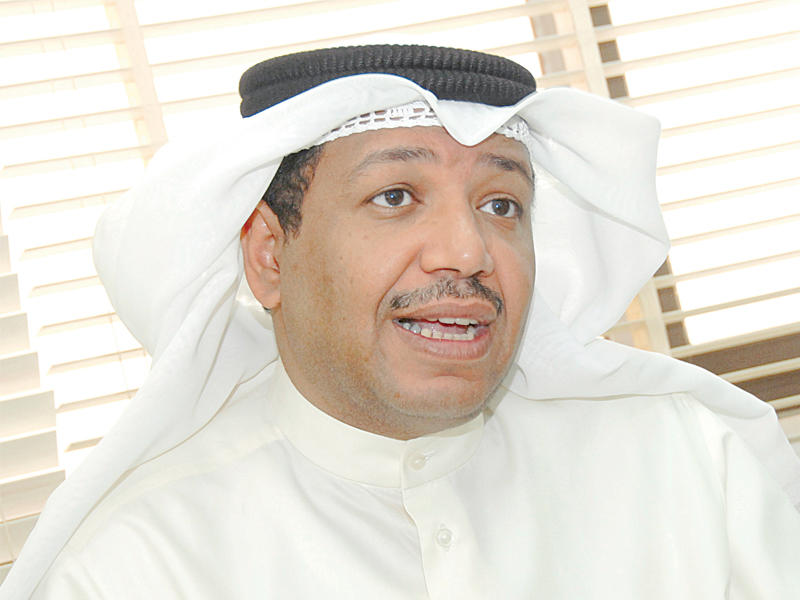 الدويسان: هل بدأت «الداخلية» إدراج البصمة في الجواز الإلكتروني؟