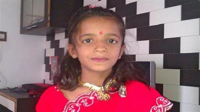 الهند: الأطباء يعجزون عن حل لغز استيطان ألف «نملة» في أذن طفلة