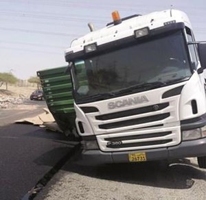 الخشب المتساقط أغلق الدائري السابع مؤقتاً