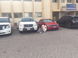 مسرّح ومواطنان وسوري في «شباك» الجنائية بسرقة 5 مركبات فارهة و30 موتوراً