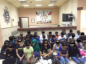 كبسة على الأوكار المنافية تنتهي بضبط 32 في أوضاع مخلة