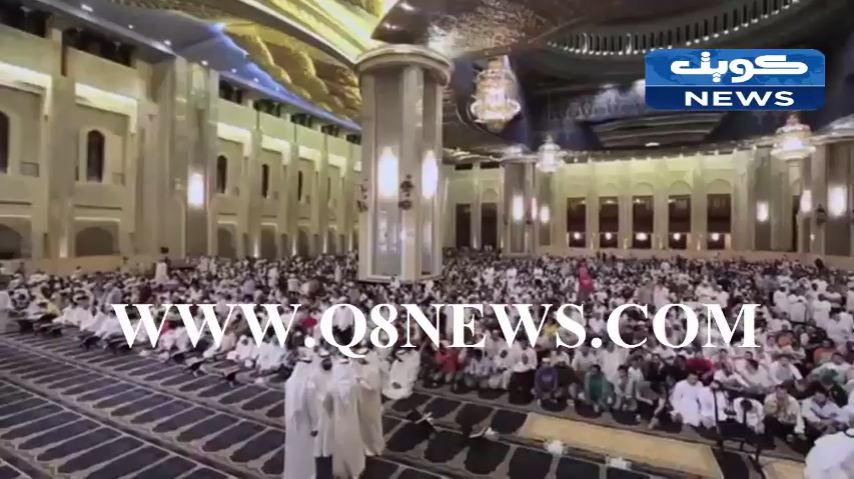 بالفيديو…الاف المصلين أحيوا ليلة السابع والعشرين في المسجد الكبير