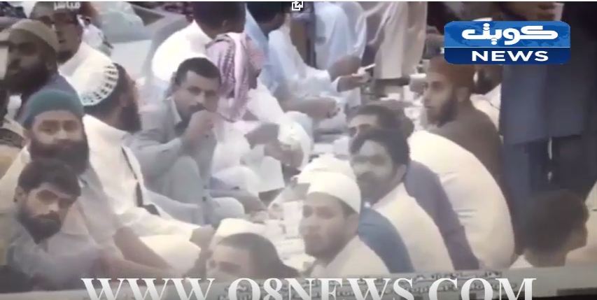 بالفيديو…شاهد كيف تصرف المصلون بالمسجد النبوي لحظة سماعهم دوي الانفجار