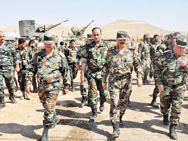 معارك حلب تتحول إلى حرب استنزاف طويلة: واشنطن دعمت الفصائل… والنظام حشد 40 ألفاً
