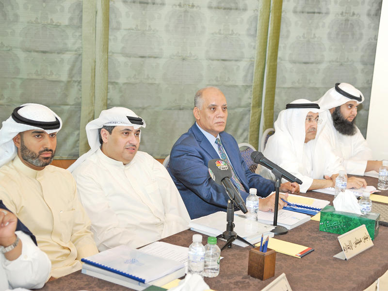 المخيزيم: 15٪ ارتفاع أصول «دانة الصفاة» في 2015